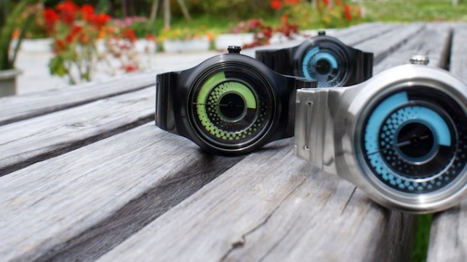 kisai_uzumaki_analog_watch_from_tokyoflash_japan_group_image