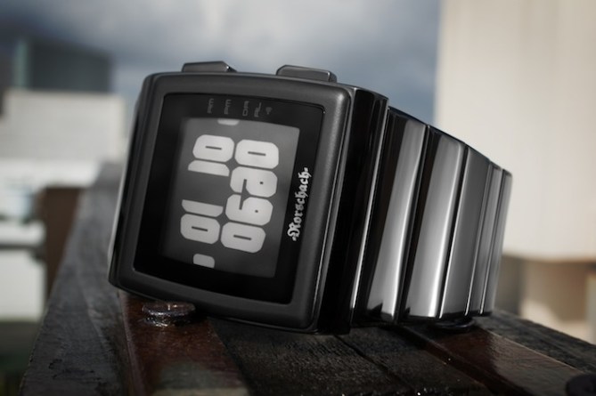 kisai_rorschach_epaper_watch_from_tokyoflash_japan_black